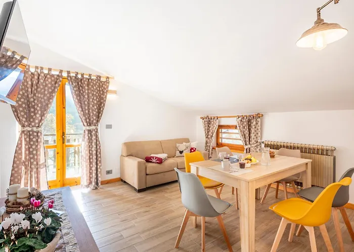 Apartment La *